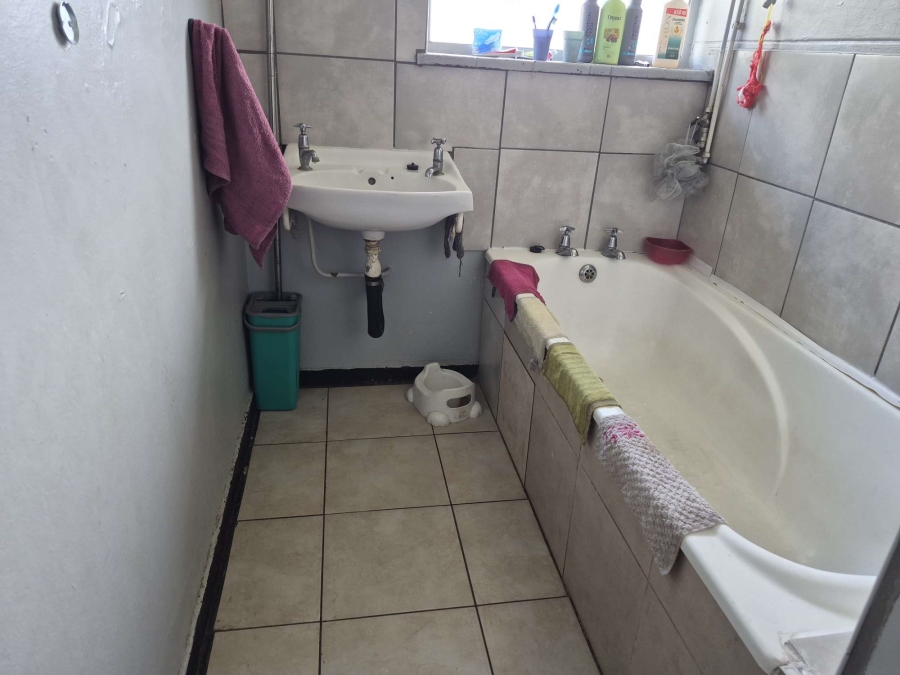 3 Bedroom Property for Sale in Algoa Park Eastern Cape